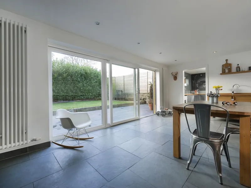 Sliding Windows — Gallery Regent's Park